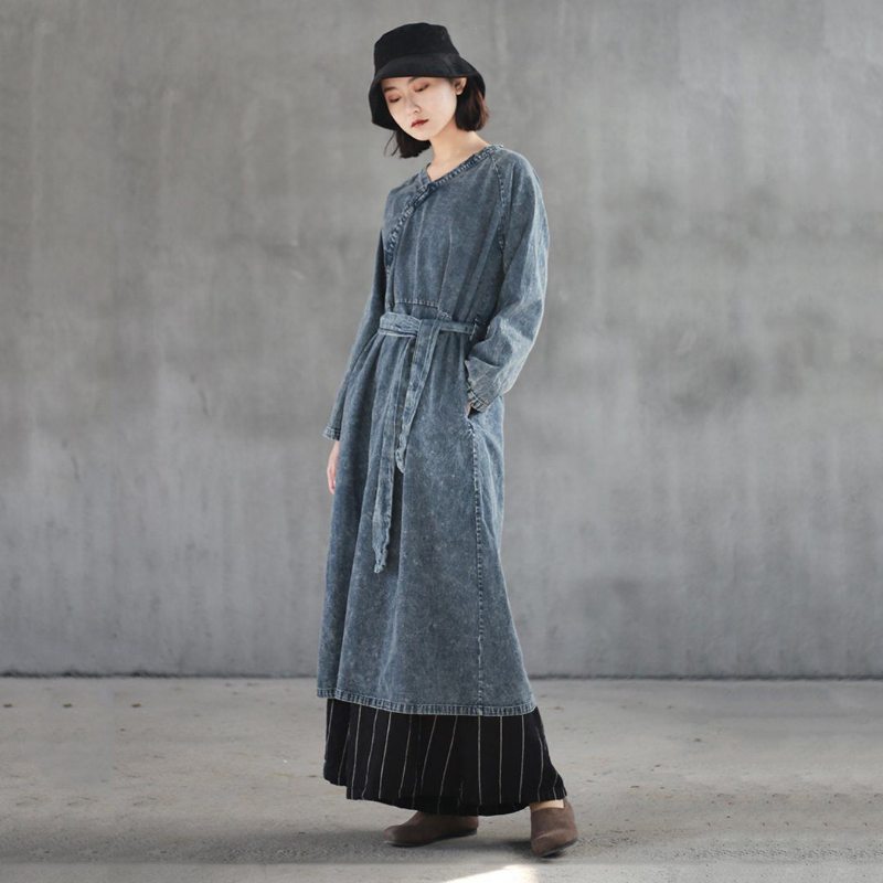 Robe En Denim À Surplis Avec Ceinture