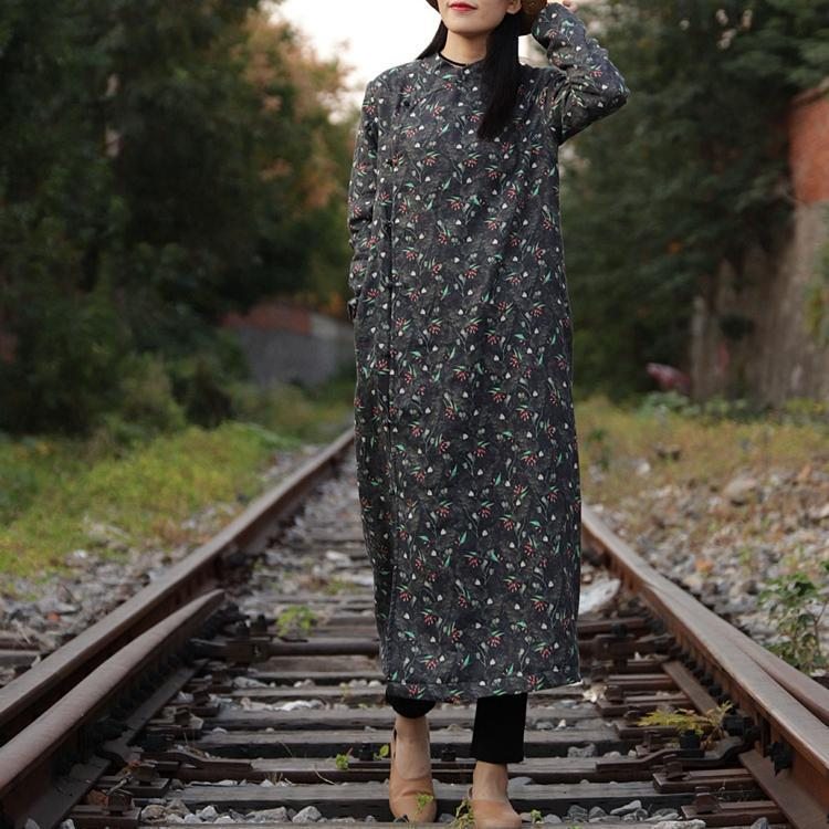 Robe À Fleurs À Boucle Vintage D'hiver