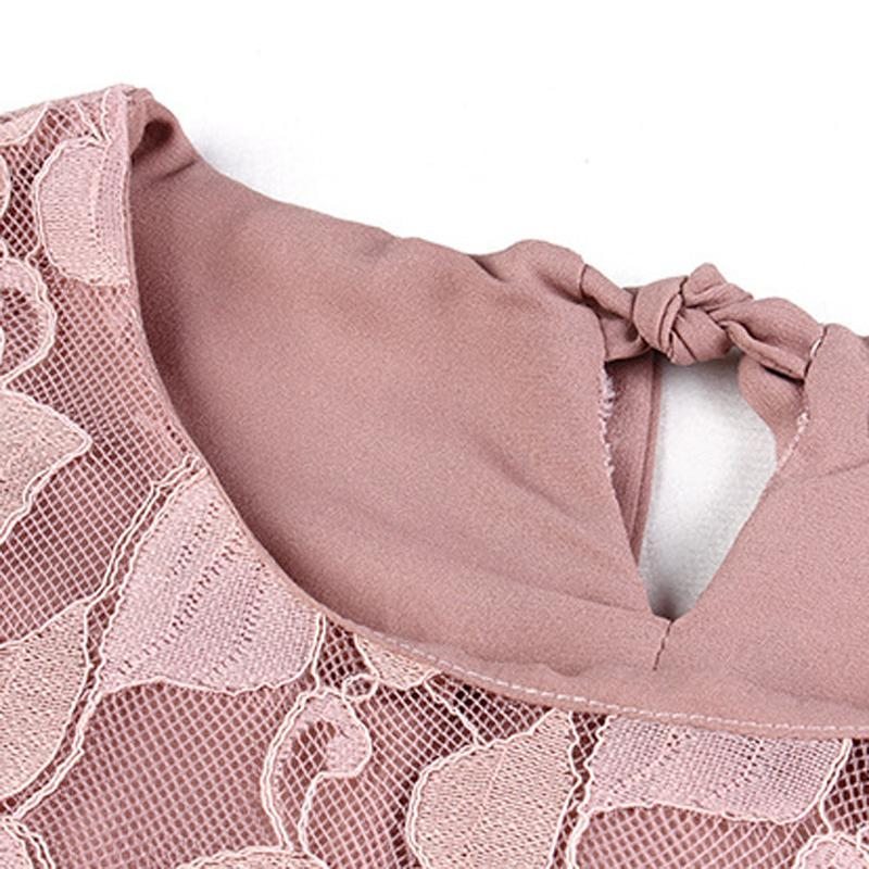 Robe Grande Taille En Dentelle À Manches Longues Avec Bretelles