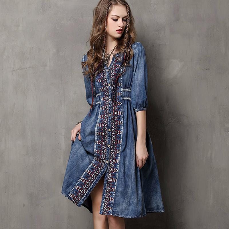 Robe En Jean Bleu Printanier Brodée Avec Cordon De Serrage