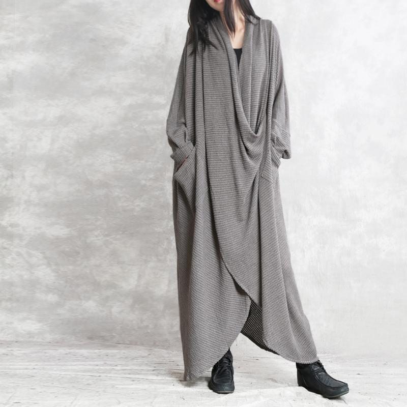 Robe Longue Irrégulière À Manches Chauve-souris Et Col En V