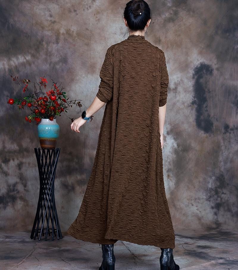 Robe Longue En Soie À Col Mi-long Et Froissé D'automne