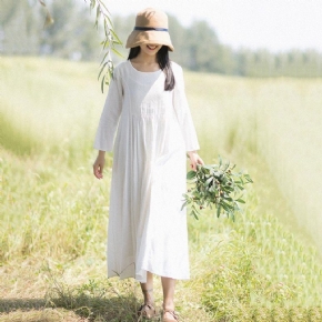 Robe À Manches Longues En Lin Blanc De Style Rural