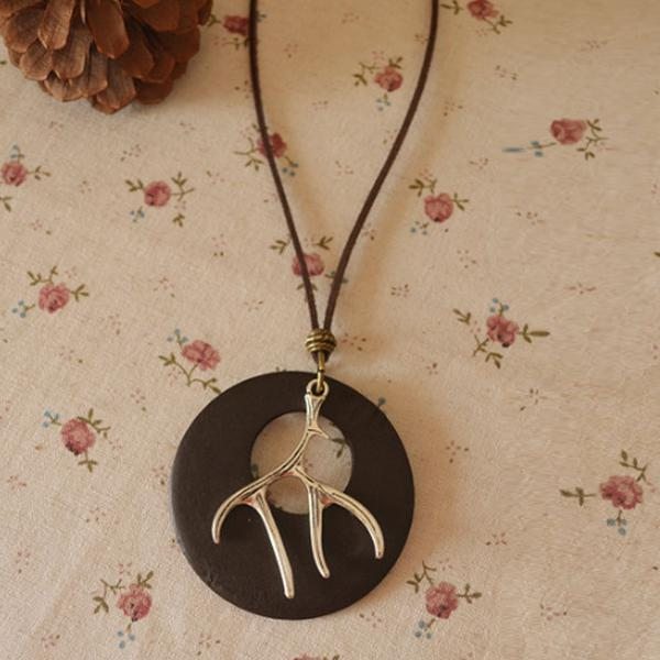 Accessoire Rétro Forme Ronde Métal Bois Collier