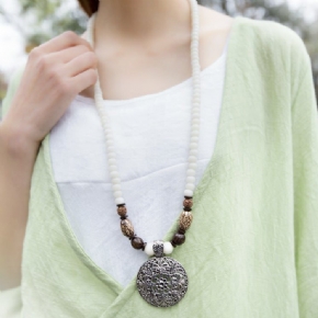 Collier Bodhi Blanc Fait Main Style Ethnique Rétro