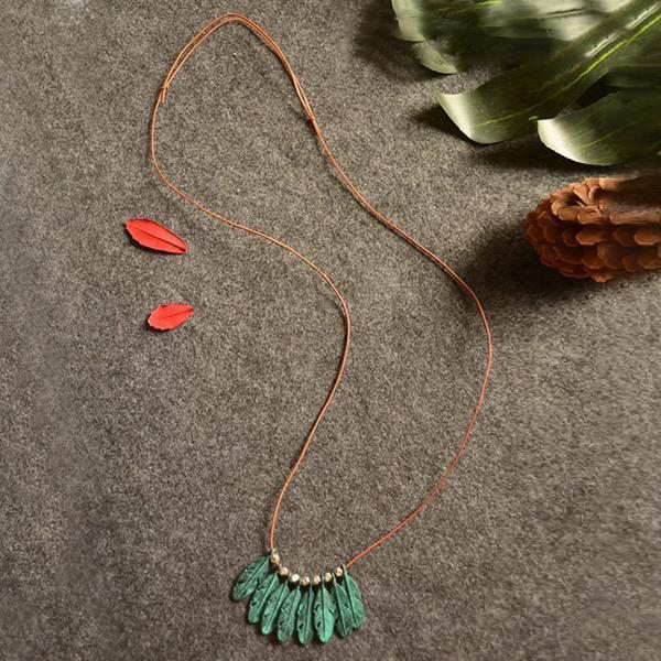 Collier Pendentif Ethnique Plume Verte