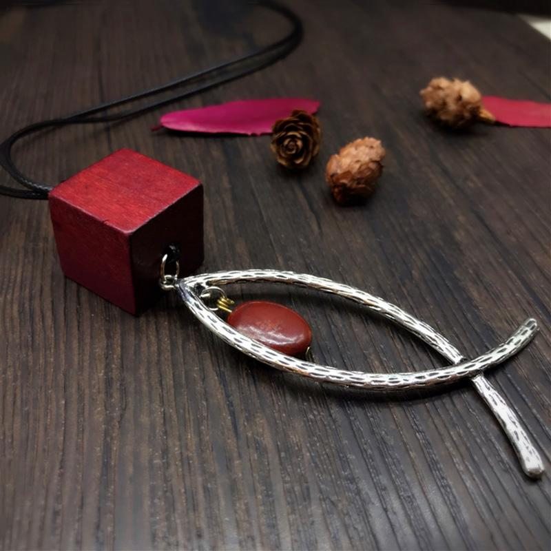 Cube Bois Collier Chaîne De Vêtements