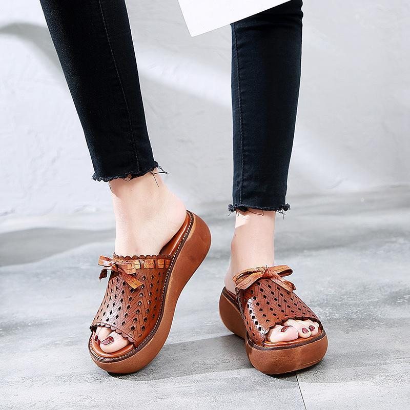 Cuir Vintage Évider Wedge Femmes Pantoufles Décontractées