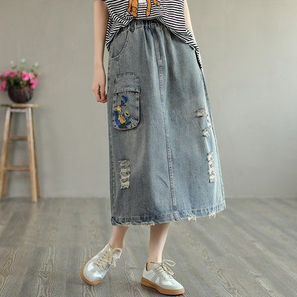 Jupe En Denim De Coton Déchiré Avec Broderie Rétro D'été