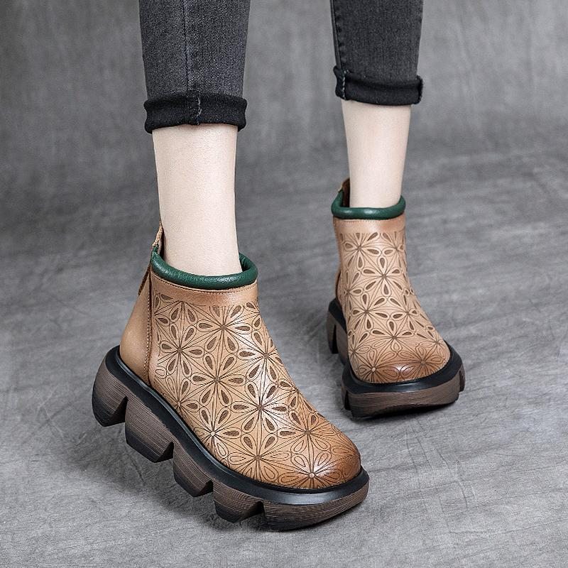 Bottes Faites À La Main À Fleurs En Cuir Rétro